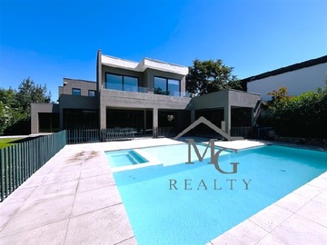 Arriendo Mensual / Casa / Colina