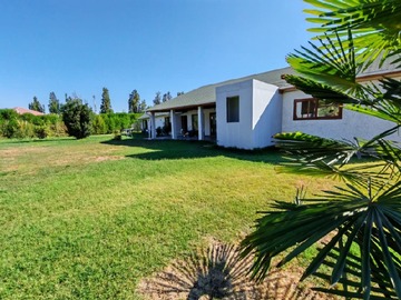 Arriendo Mensual / Casa / Colina