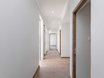 Arriendo Mensual / Casa / Colina