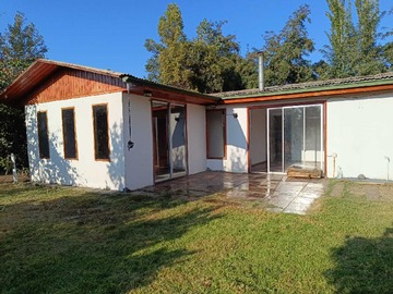 Arriendo Mensual / Casa / Colina