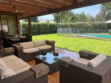 Arriendo Mensual / Casa / Colina