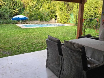 Arriendo Mensual / Casa / Colina