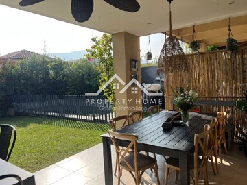 Arriendo Mensual / Casa / Colina
