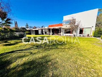 Arriendo Mensual / Casa / Colina