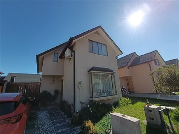 Arriendo Mensual / Casa / Colina