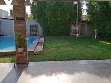 Arriendo Mensual / Casa / Colina