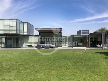 Arriendo Mensual / Casa / Colina