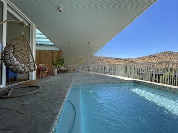 Arriendo Mensual / Casa / Colina