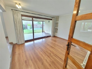 Arriendo Mensual / Casa / Colina