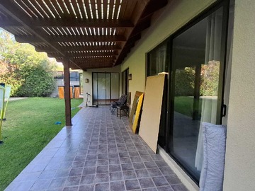 Arriendo Mensual / Casa / Colina