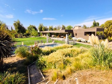 Arriendo Mensual / Casa / Colina