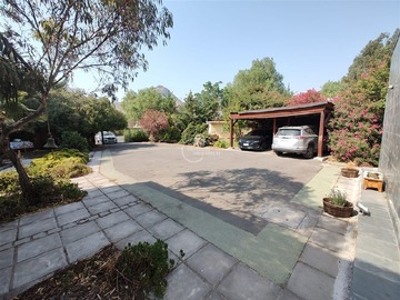 Arriendo Mensual / Casa / Colina