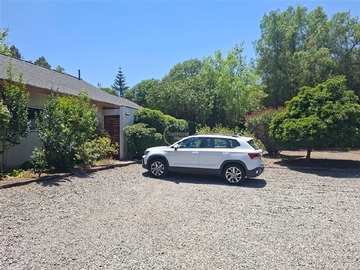 Arriendo Mensual / Casa / Colina