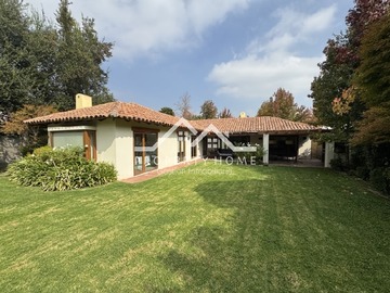 Arriendo Mensual / Casa / Colina