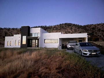 Arriendo Mensual / Casa / Colina