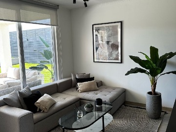 Arriendo Mensual / Casa / Colina