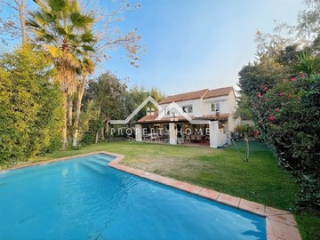 Arriendo Mensual / Casa / Colina