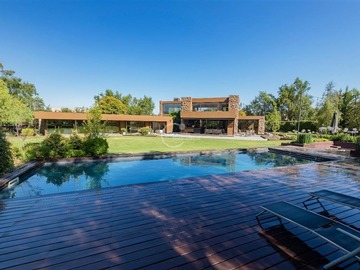 Arriendo Mensual / Casa / Colina