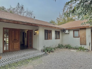 Arriendo Mensual / Casa / Colina