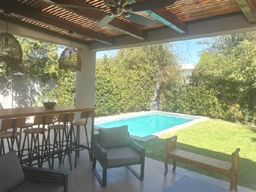 Arriendo Mensual / Casa / Colina