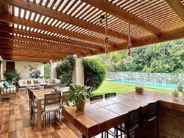 Arriendo Mensual / Casa / Colina