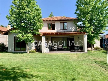 Arriendo Mensual / Casa / Colina