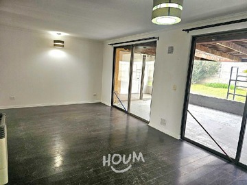 Arriendo Mensual / Casa / Colina