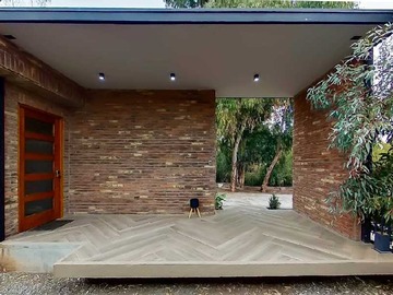 Arriendo Mensual / Casa / Colina