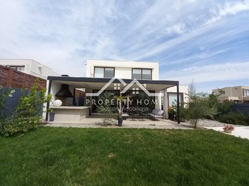 Arriendo Mensual / Casa / Colina