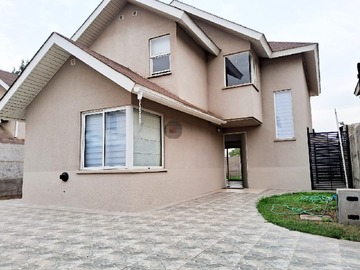 Arriendo Mensual / Casa / Colina