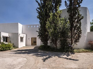 Arriendo Mensual / Casa / Colina