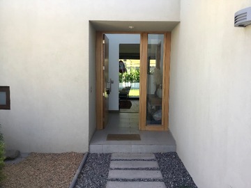 Arriendo Mensual / Casa / Colina