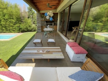 Arriendo Mensual / Casa / Colina