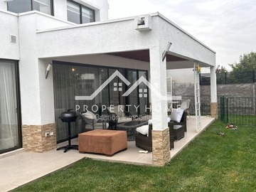 Arriendo Mensual / Casa / Colina
