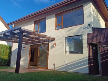 Arriendo Mensual / Casa / Concepción