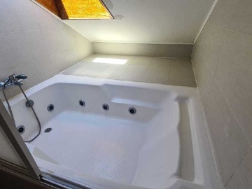 Jacuzzi