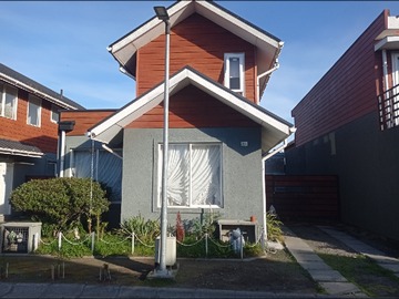 Arriendo Mensual / Casa / Coronel