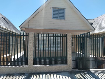 Arriendo Mensual / Casa / Coronel