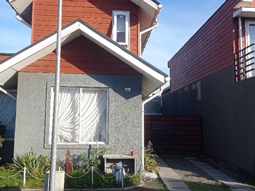 Arriendo Mensual / Casa / Coronel