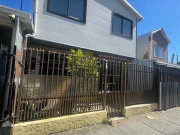 Arriendo Mensual / Casa / Coronel