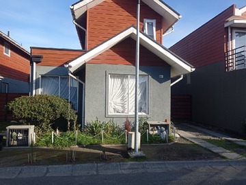 Arriendo Mensual / Casa / Coronel