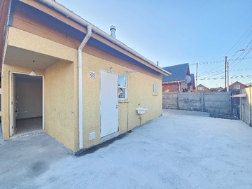 Arriendo Mensual / Casa / Coronel