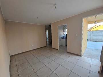 Arriendo Mensual / Casa / Coronel