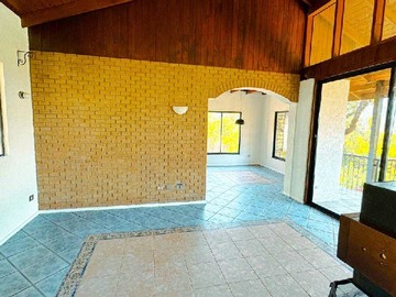 Arriendo Mensual / Casa / Curacaví