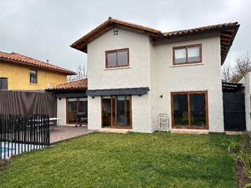 Arriendo Mensual / Casa / Curicó