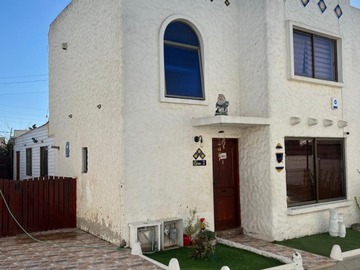 Arriendo Mensual / Casa / El Quisco
