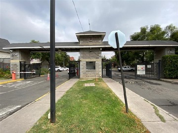 Arriendo Mensual / Casa / Huechuraba