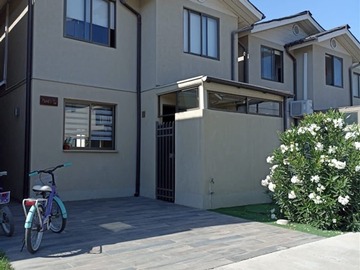 Arriendo Mensual / Casa / Huechuraba