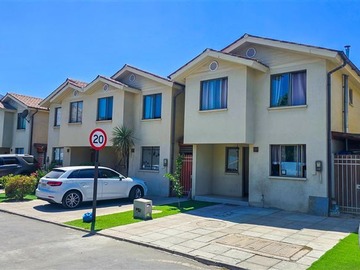 Arriendo Mensual / Casa / Huechuraba