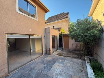 Arriendo Mensual / Casa / Huechuraba